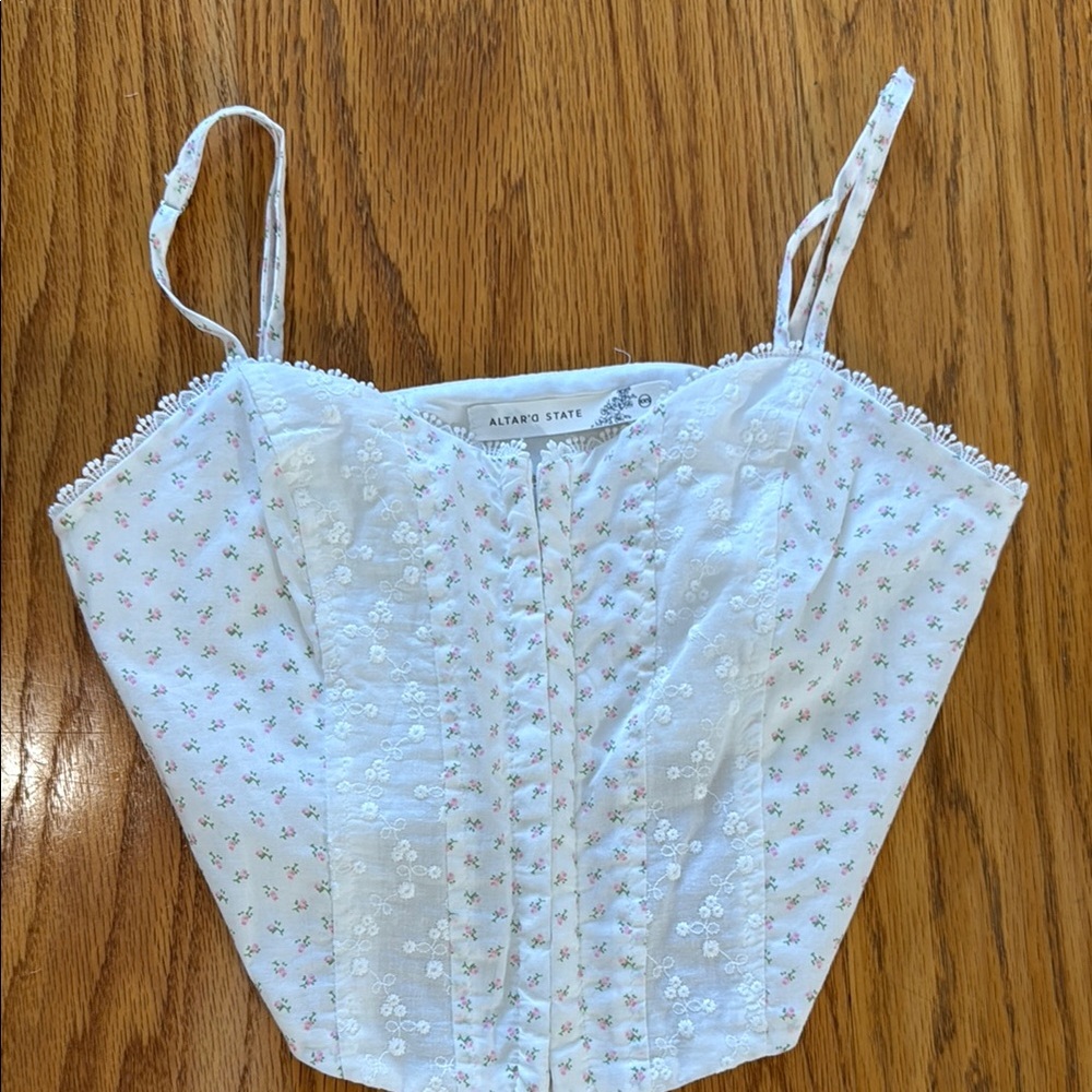 Altar'd State White Floral Women's Top